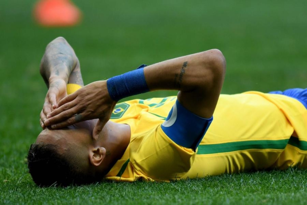 Neymar turhautui pelissä Irakia vastaan. LEHTIKUVA/AFP