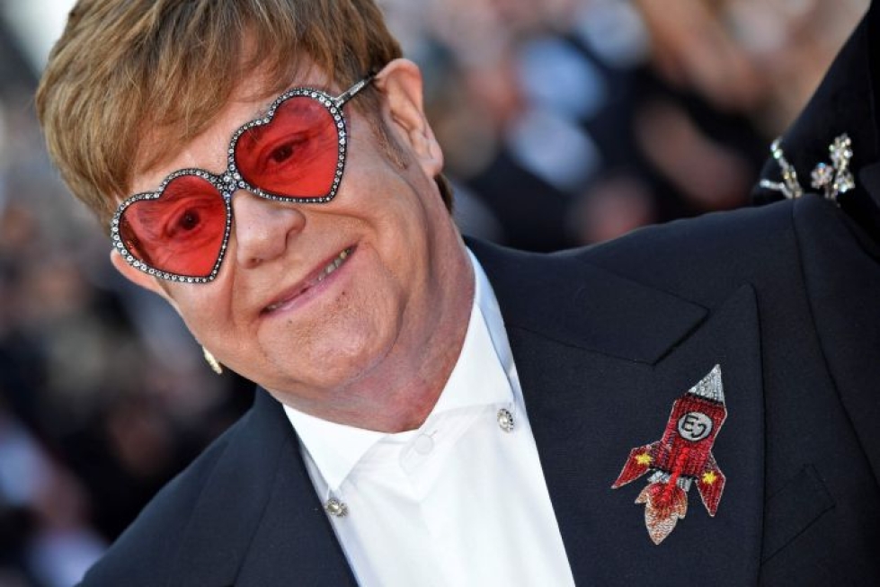 Elton Johnin oli määrä esiintyä Helsingin Areenassa 22. ja 23. syyskuuta. LEHTIKUVA / AFP