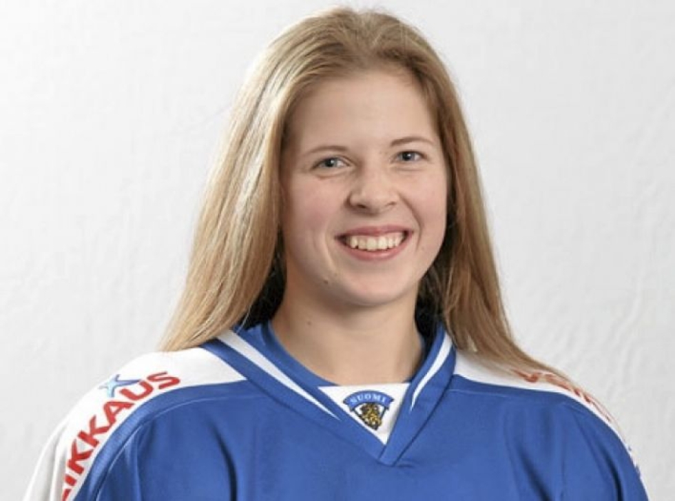 Sanni Hakala edustaa Suomea jääkiekon MM-kisoissa, jotka alkavat ensi viikolla.