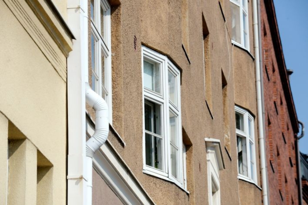 Kiinteistönvälittäjien mukaan asuntojen hinnat ovat pysyneet ennallaan. LEHTIKUVA / Mikko Stig