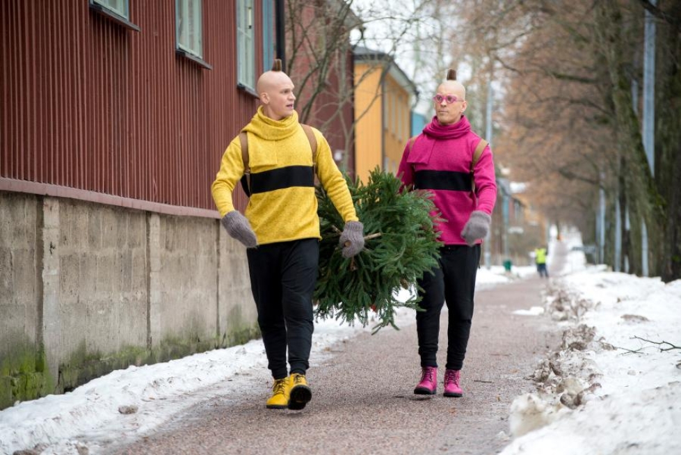Riku Niemisen ja Anttil Holman tähdittämässä Tatussa ja Patussa maistuu näytteleminen.