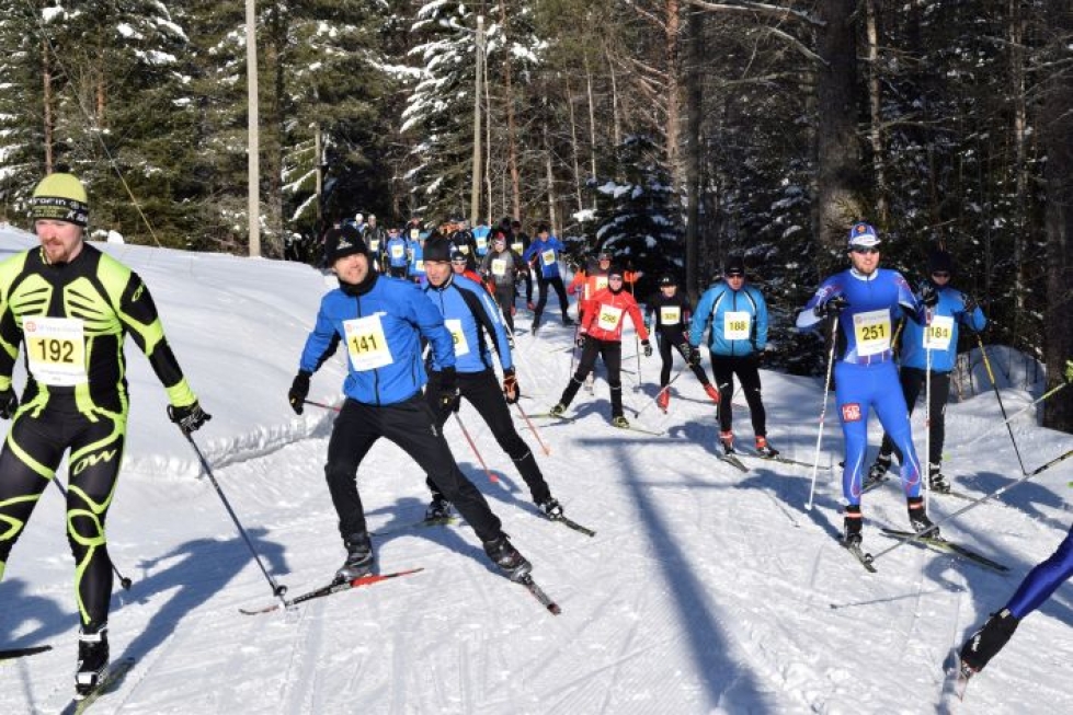 Kuva Pogostan hiihdosta vuodelta 2018. Pogostan hiihto peruttiin nyt vasta toisen kerran tapahtuman historiassa.