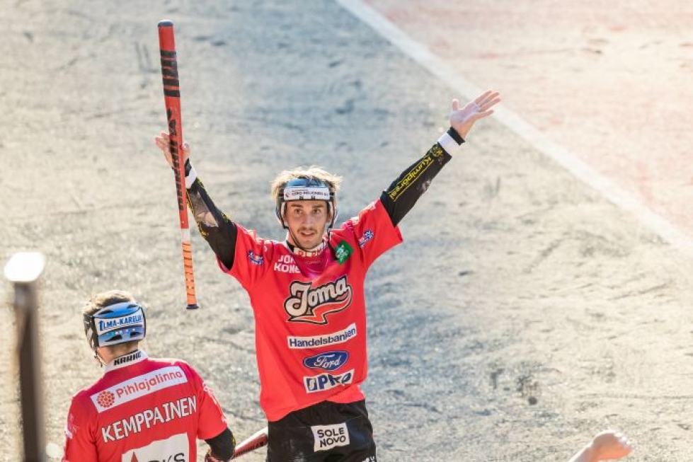 Lauri Kivinen ja muu Joensuun Mailan joukkue pelaa miesten Superpesiksen loppuotteluissa 89 prosentin todennäköisyydellä.