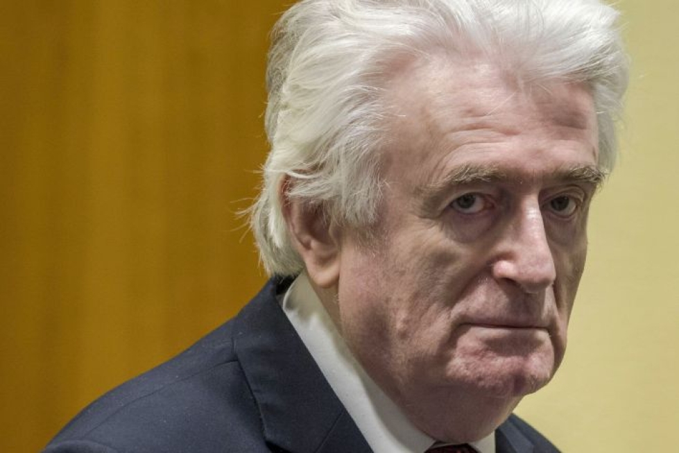 Entinen serbijohtaja Radovan Karadzic, 73, on tuomittu elinkautiseen muun muassa kansanmurhasta. Kuva: Lehtikuva/AFP