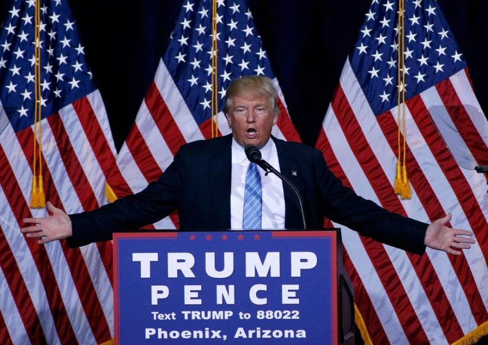 Republikaanien presidenttiehdokas Donald Trump vakuuttaa lopettavansa laittoman ja uudistavansa laillista maahanmuuttoa. LEHTIKUVA/AFP