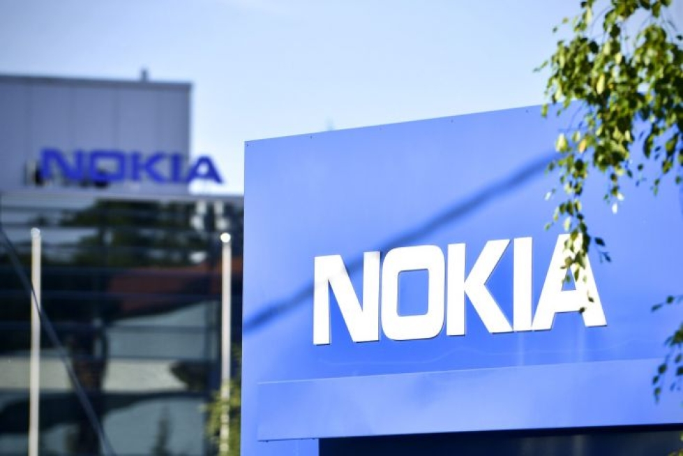 Esillä on Wall Street Journalin mukaan myös Nokian tukeminen veroalennuksin ja vientirahoituksella. LEHTIKUVA / AKU HÄYRYNEN
