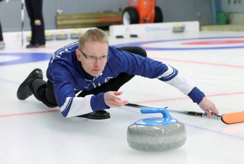 Tomi Rantamäki saapui Joensuuhun opastamaan paikallisia lajin saloihin, mutta olympiatason urheilija harjoitteli myös itse loistavissa olosuhteissa.