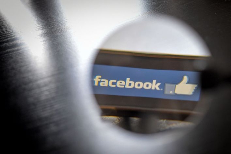 Facebook on aiemmin saanut kritiikkiä siitä, että se ei ole kitkenyt vihapuhetta palvelustaan tarpeeksi järjestelmällisesti. LEHTIKUVA/AFP