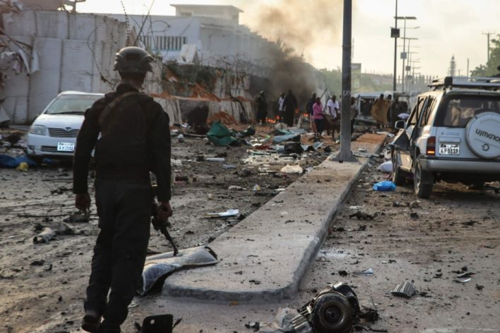 Autopommihyökkäyksen tekijäksi ilmoittautui tavalliseen tapaan terroristijärjestö al-Shabaab. LEHTIKUVA / AFP