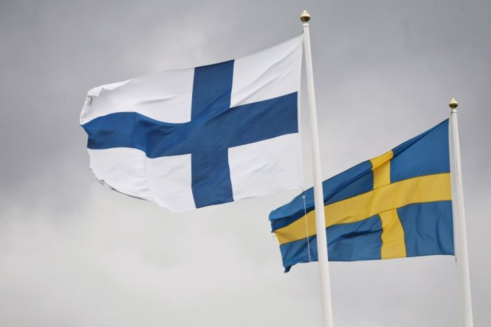 Kyselyssä selväksi tuli myös, etteivät suomalaiset kannata Suomen ja Ruotsin liittymistä yhteiseksi valtioksi. LEHTIKUVA / RONI REKOMAA