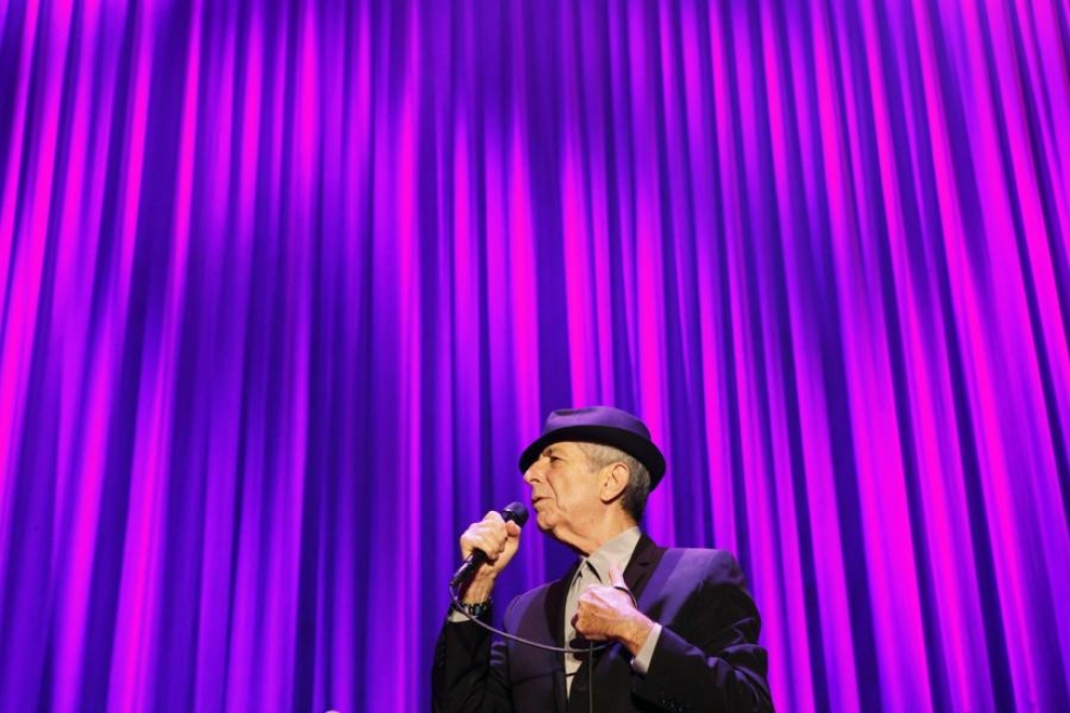 Tiedon Leonard Cohenin kuolemasta vahvisti laulajan levy-yhtiö Sony Music Canada artistin Facebook-sivulla. LEHTIKUVA / PASI AUTIO