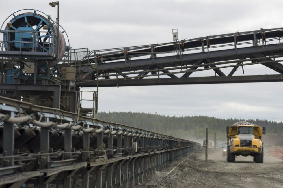 Toimitusjohtaja Joni Lukkaroisen mukaan kaivoksen päätuotteen nikkelin keskihinta putosi vuoden viimeisellä vuosineljänneksellä yli 13 prosenttia heinä-syyskuusta. LEHTIKUVA / KIMMO RAUATMAA