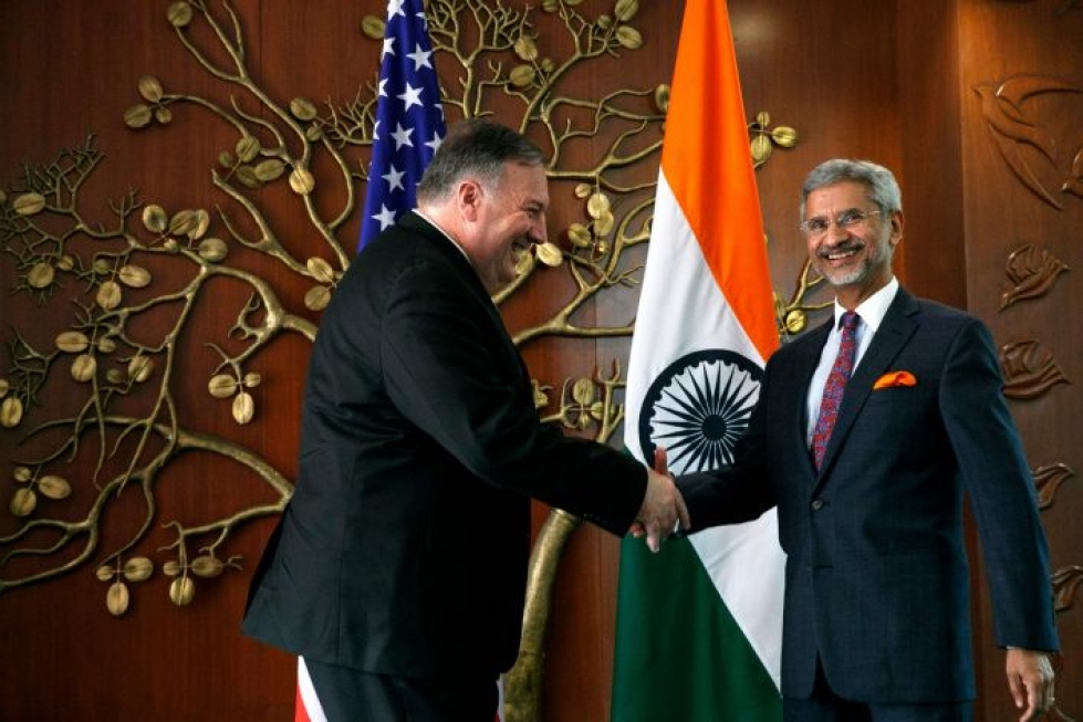 Yhdysvaltain ulkoministeri Mike Pompeo (vas.) ja Intian ulkoministeri Subrahmanyam Jaishankar tapasivat kesäkuussa New Delhissä. LEHTIKUVA / AFP