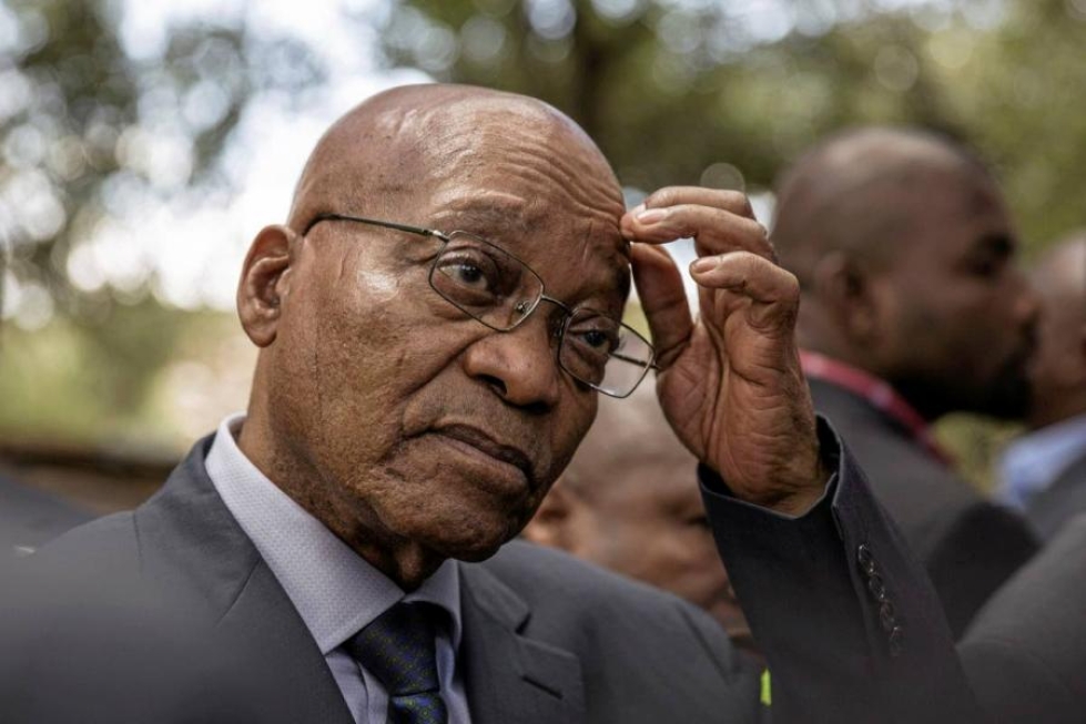 Presidentti Jacob Zumaa vaaditaan eroamaan.