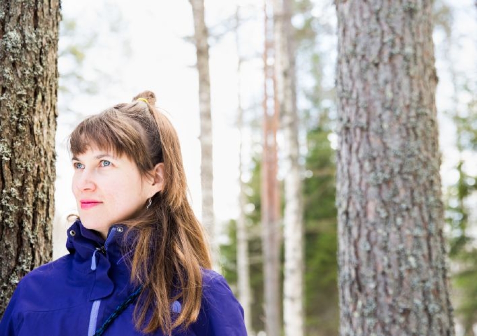 Helena Karhun mielestä suomalaisesta muinaisuskosta ammentava samanismi ei ole nykyihmiselle kaukaista. Pikemminkin se on aivan ihmisyyden ytimessä, hän sanoo.
