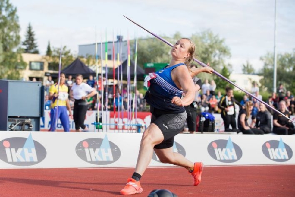 Joensuun gp-kisoissa heittänyt Joensuun Katajan Heidi Nokelainen on yksi Pohjois-Karjalan mitalitoivo viikonlopun Kalevan kisoissa. 