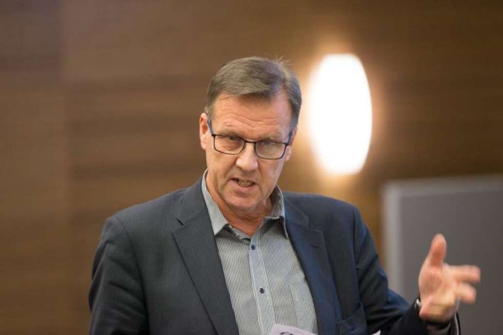 Kaupunginjohtaja Kari Karjalainen on maakunnan kunnanjohtajan viran vakituisista haltijoista vanhin. Hän on luotsannut Joensuuta nyt 12 vuoden ajan.