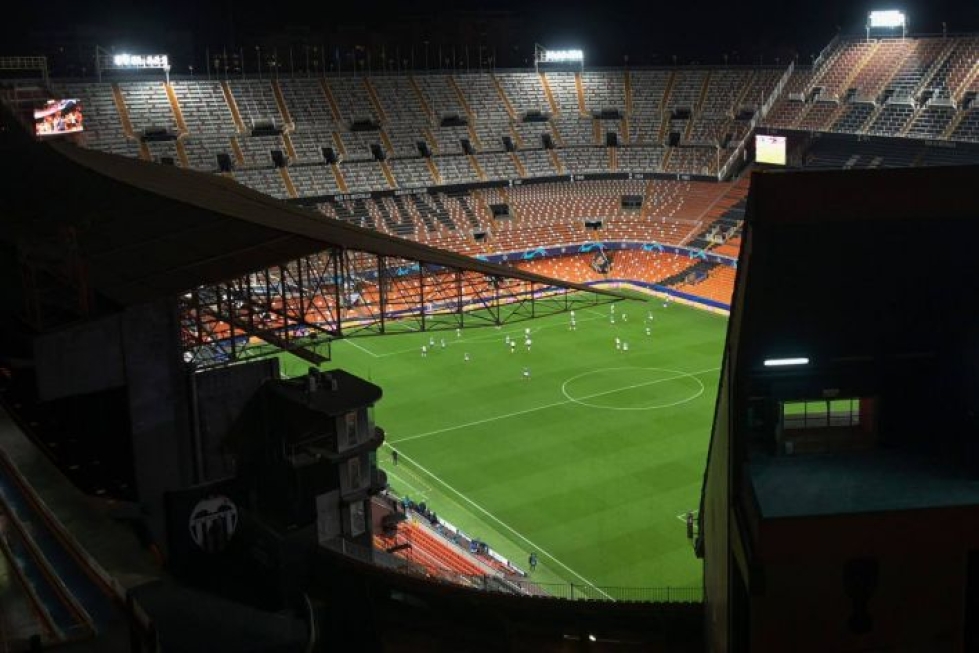Valencian ja Atalantan välinen Mestarien liigan ottelu pelattiin ilman yleisöä.