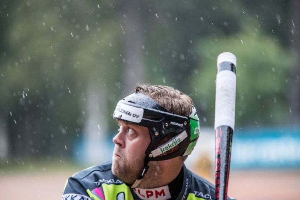 JoMan jokerilyöjä Juha Niemi pääsi yrittämään kotiutusta Raahessa viidesti, mutta tuloksena oli nolla juoksua.