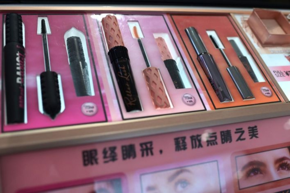 Muun muassa kauneudenhoitotuotteet kuuluvat yhdysvaltalaisiin tuotteisiin, joille Kiina asettaa lauantaina tuontitullit. LEHTIKUVA/AFP