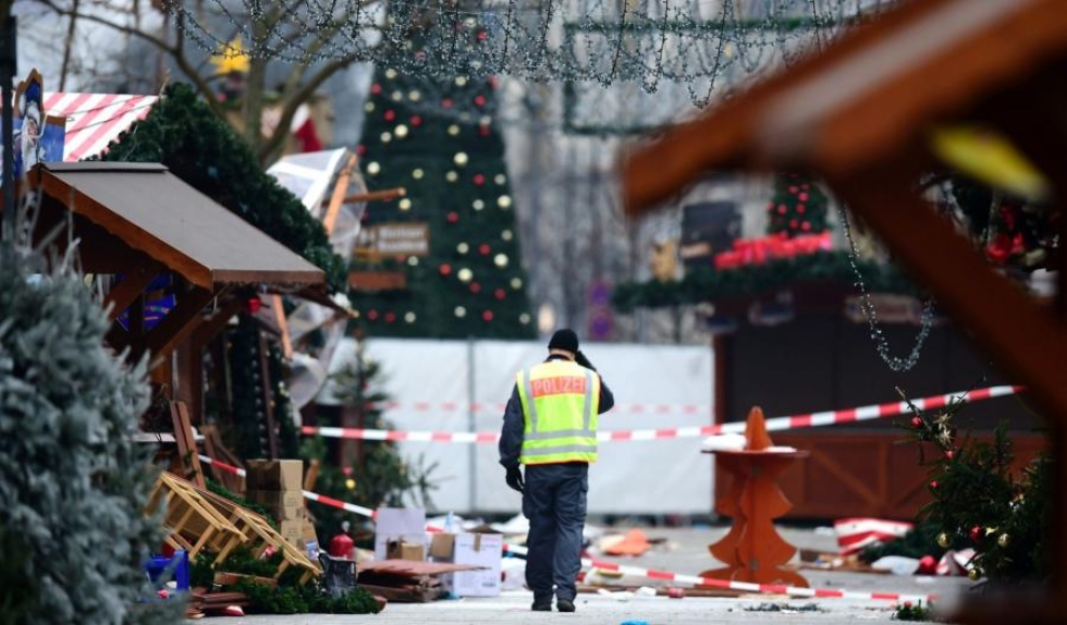 Hyökkäyksessä joulutorille kuoli 12 ihmistä. Lehtikuva/AFP