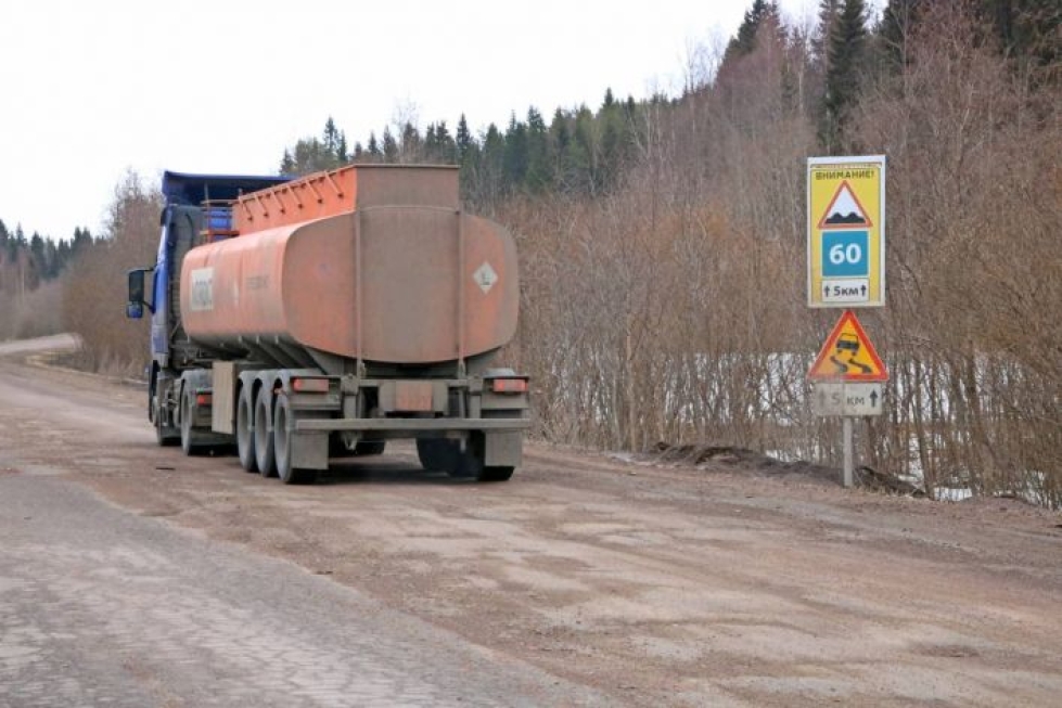 Värtsilä-Sortavala-tie on muuttunut edukseen huhtikuusta 2017, jolloin kuva on otettu ja tien remontti oli vasta alkamassa