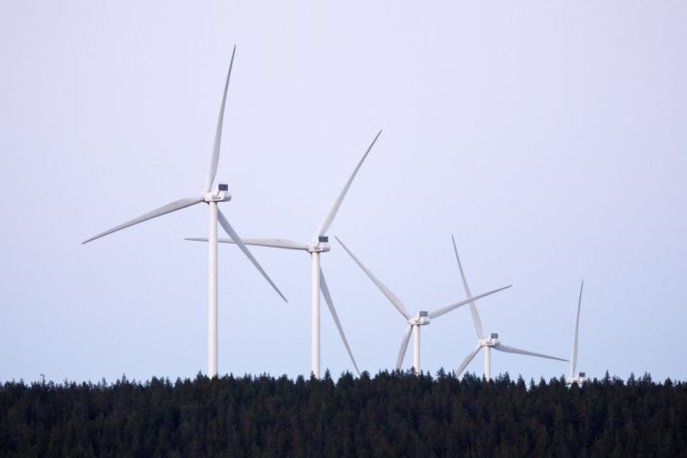 Fortumin myymistä tuulipuistoista kaksi sijaitsee Norjassa ja yksi Ruotsissa. Niiden mukana myydään myös rakenteilla oleva tuulipuisto Varsinais-Suomen Närpiössä. LEHTIKUVA / RONI REKOMAA
