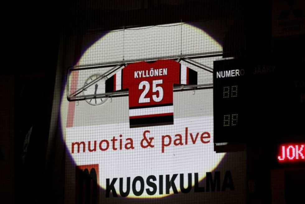 Viimeisimpänä Joensuun Mestis-seura jäädytti Markku Kyllösen pelipaidan ja -numeron vuonna 2012. Seuran jäädytetyistä pelipaidoista kertovat vanerilevyt on otettu jäähallissa pois näkyviltä.