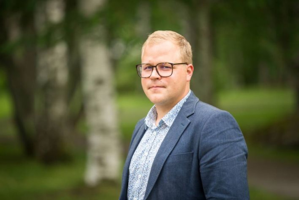 Polvijärven kunnanjohtaja Jari Tuononen sai esitellä torstaina odotukset ylittäneen tilinpäätöksen. Tuonosta odottavat pian uudet haasteet Kontiolahden kunnanjohtajana. Arkistokuva.