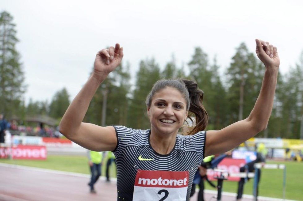 Nooralotta Nezirin aiempi Suomen ennätys 12,98 oli vuodelta 2014. LEHTIKUVA / Martti Kainulainen