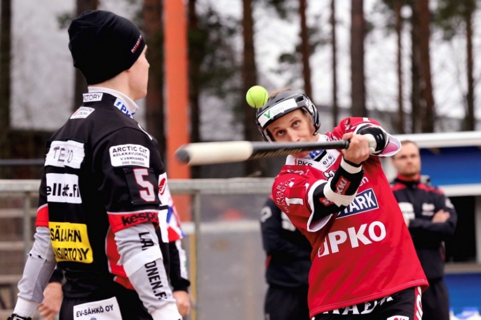 Joensuun Mailan Jouni Itävalo pelaa ensimmäisen arvo-ottelunsa 33-vuotiaana.