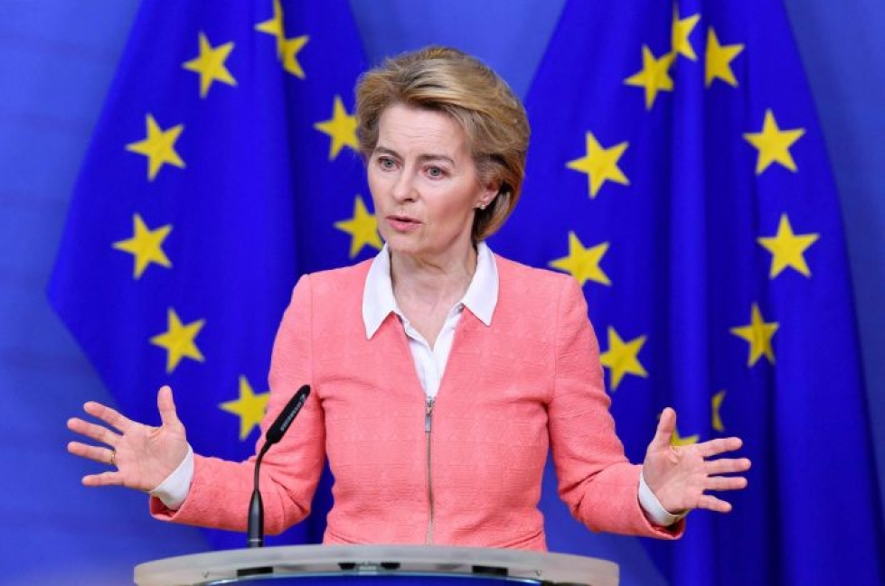 Noustessaan EU-komission puheenjohtajaksi, saksalainen Ursula von der Leyen luetteli pitkän listan asioita, joita hän aikoi ensimmäisten sadan päivän eli noin kolmen kuukauden aikana toteuttaa. LEHTIKUVA/AFP