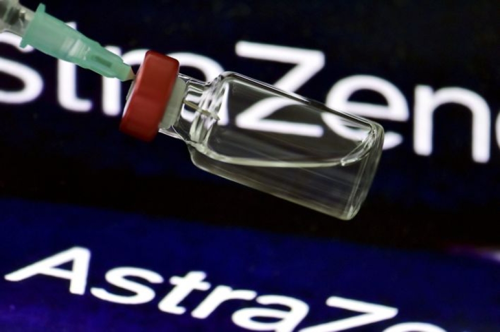 Eri maissa on asetettu erilaisia ikärajoituksia Astra Zenecan rokotteen käytölle. LEHTIKUVA / JUSSI NUKARI