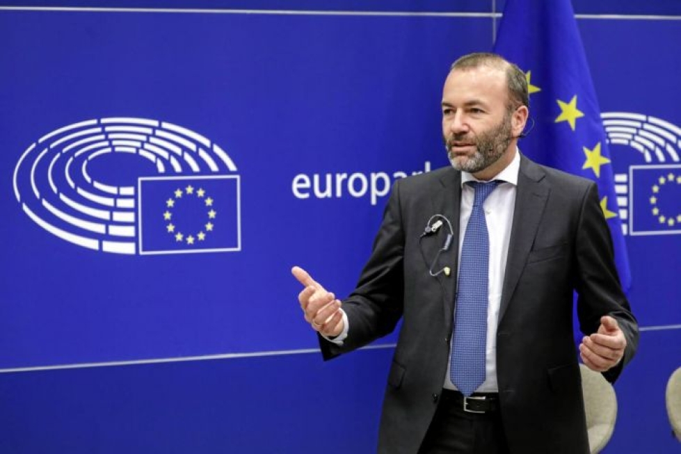 Saksalainen europarlamentaarikko Manfred Weber toivoo keskustelua Lissabonin sopimuksen uudistamisesta. Hän toimii Euroopan kansanpuolueen ryhmän puheenjohtajana Euroopan parlamentissa.