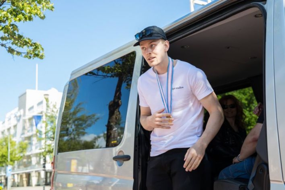 Puolustaja Urho Vaakanainen on esiintynyt tällä kaudella sekä NHL:ssä että AHL:ssä. Vaakanainen kuvattuna Joensuussa nuorten maailmanmestarina vuonna 2019.