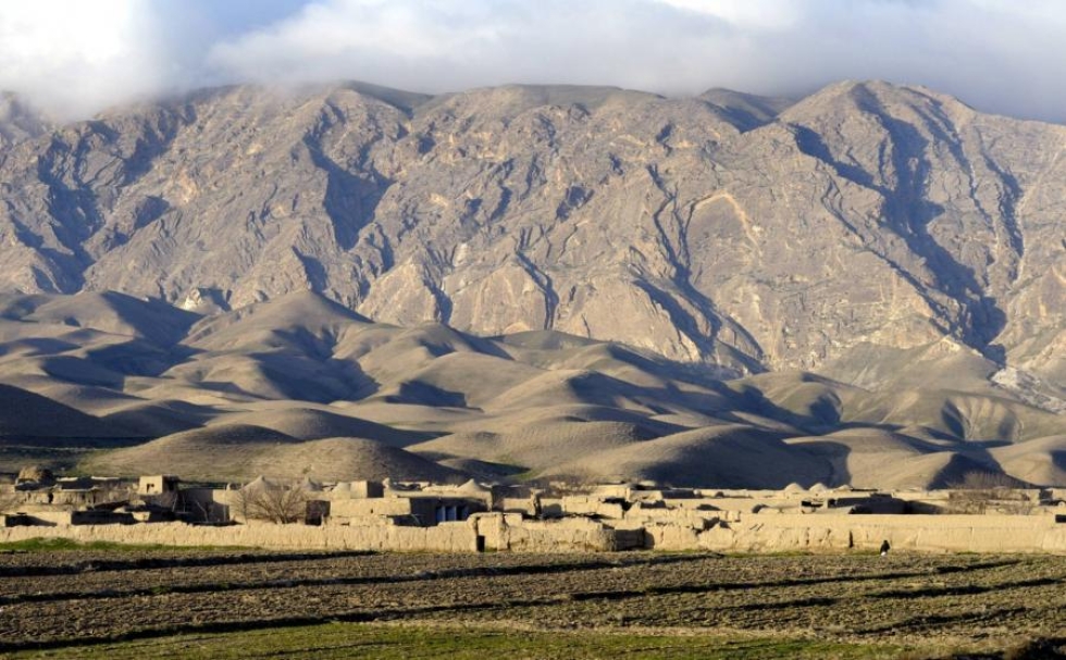 Konflikteista kärsivä Afganistan saattaa saada lisää lainaa hitaan talouskasvunsa tähden. LEHTIKUVA / Jussi Nukari
