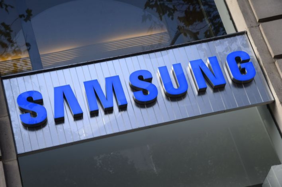 Samsungin älypuhelinten ja muistipiirien kysyntää vauhdittivat osaltaan sanktiot, joita Yhdysvallat on määrännyt yhtiön kiinalaiskilpailijalle Huaweille. LEHTIKUVA/AFP