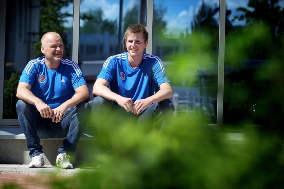 Päävalmentaja Pekka Salminen jakoi kehut Tommi Huolilalle.