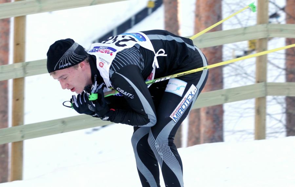 Kiteen Ville Happonen hiihti kotikisoissaan kymppisakkiin.