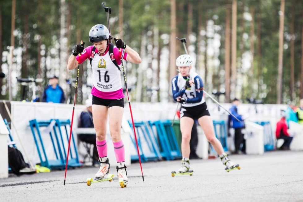 Annukka Siltakorpi voitti naisten Suomen mestaruuden rulla-ampumahiihdon SM-kisoissa.