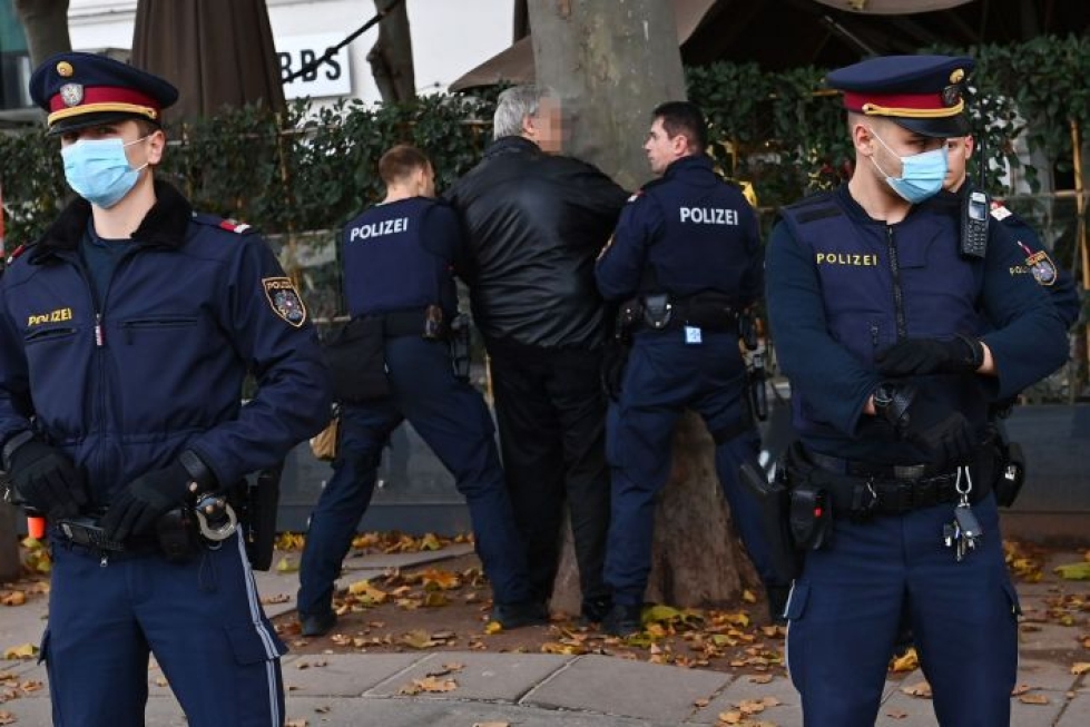 Wienissä tehtiin maanantaina terrori-isku. Lehtikuva/AFP