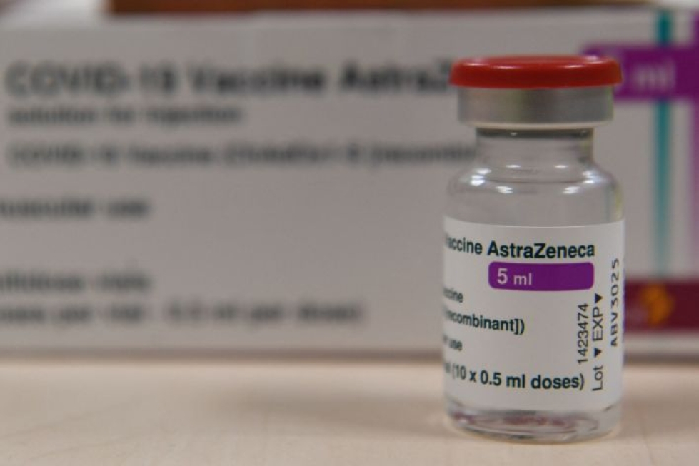 Astra Zeneca on toimittanut ensimmäisellä neljänneksellä 30 miljoonaa rokotetta, kun sen sopimuksen mukaan piti toimittaa 120 miljoonaa.  LEHTIKUVA/AFP