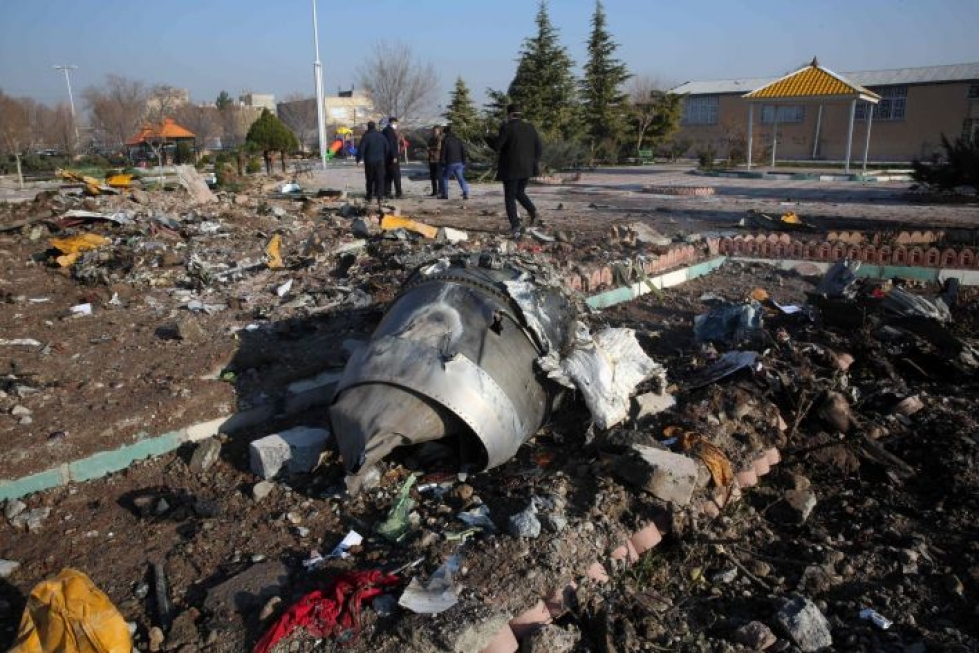 Kone ammuttiin alas tammikuun alussa pian nousun jälkeen. Onnettomuudessa kuoli yli 170 ihmistä, joista suurin osa oli iranilaisia ja kanadalaisia. LEHTIKUVA / AFP