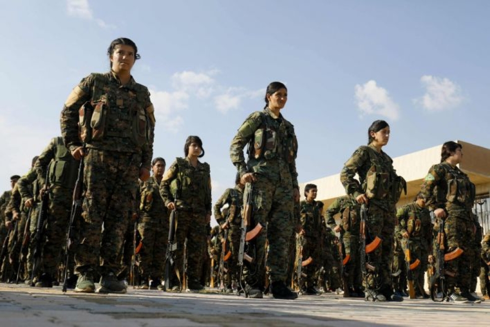 Syyskuussa alkaneeseen operaatioon osallistuu 17 000 SDF-liittouman taistelijaa. LEHTIKUVA/AFP