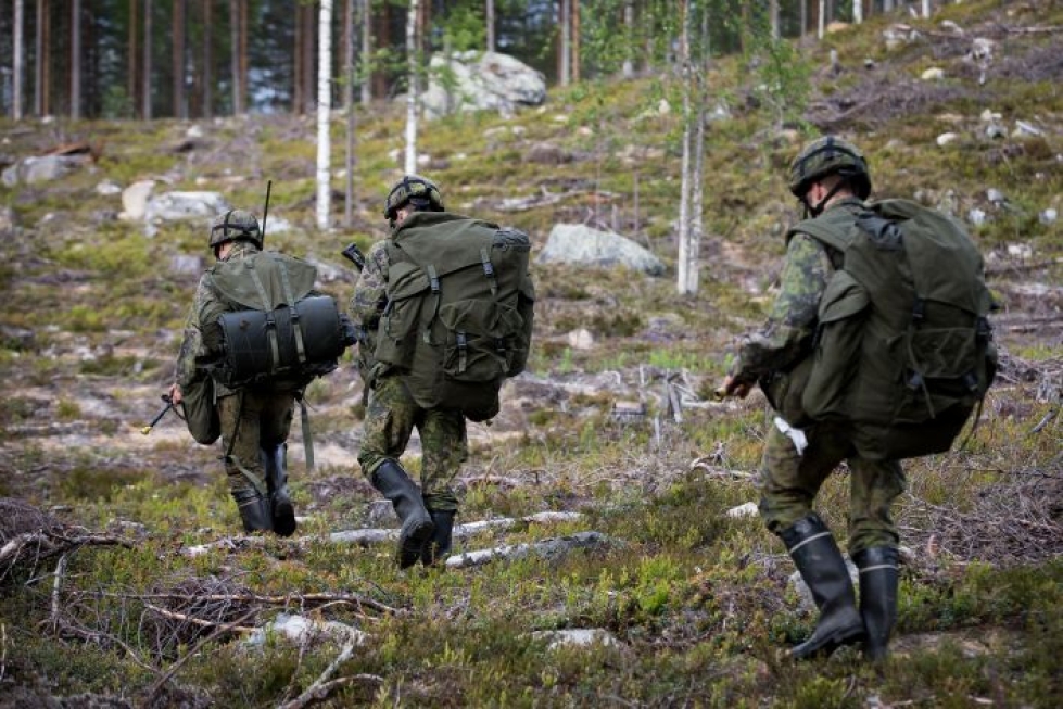 Visassa arvuutellaan muun muassa sitä, kuka päättää Suomen armeijan liikekannallepanosta.
