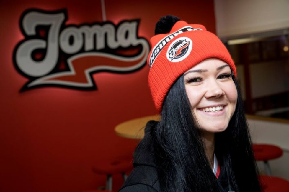 Mirka Rintamäki tarttui JoMan haasteeseen täynnä intoa ja pelihaluja.