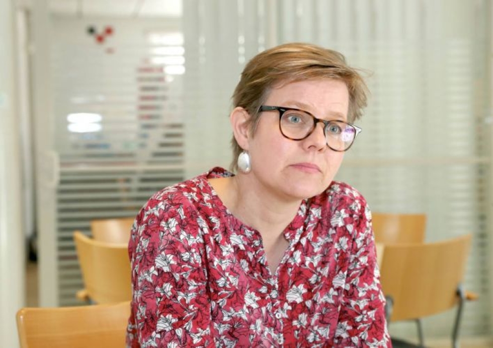 Ministeri Krista Mikkonen ilmoitti sunnuntaina asettuvansa ehdolle Joensuun kaupunginvaltuustoon. 