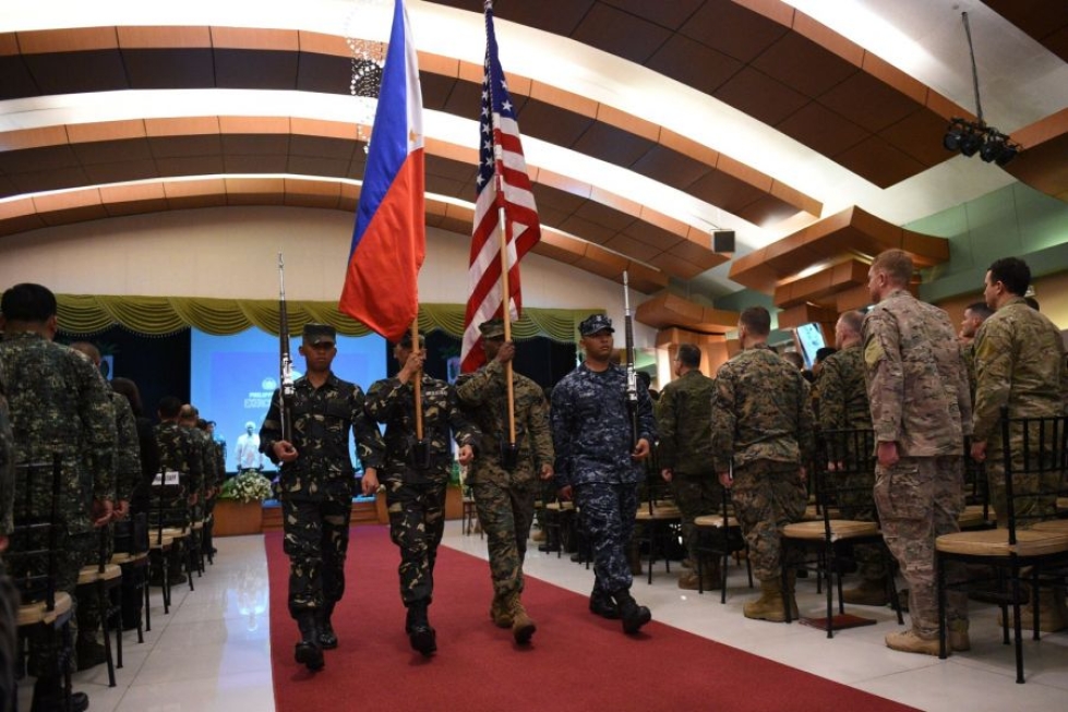 Sotilasmenoiltaan suurin Yhdysvallat pitää paraikaa yhteistä sotaharjoitusta Filippiinien kanssa. LEHTIKUVA/AFP