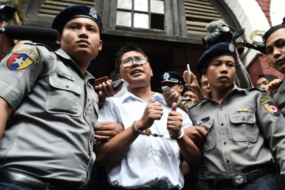 Reutersin toimittajat tuomittiin syyskuussa seitsemäksi vuodeksi vankilaan. Kuvassa toimittaja Wa Lone. LEHTIKUVA/AFP