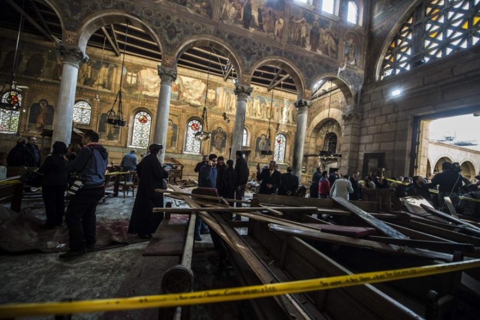 Itsemurhapommittaja teki pahaa tuhoa koptikristittyjen kirkossa Kairossa. LEHTIKUVA/AFP